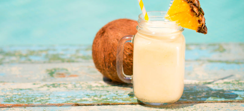 Pina colada smoothie with collagen